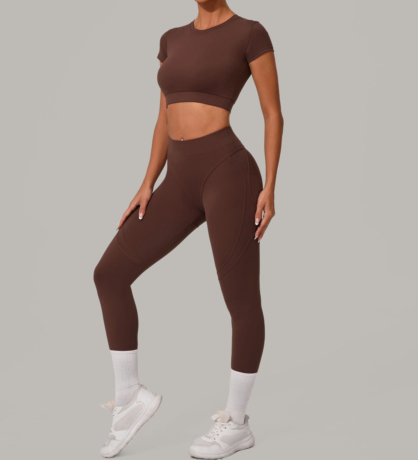 Iselda Workout Outfit