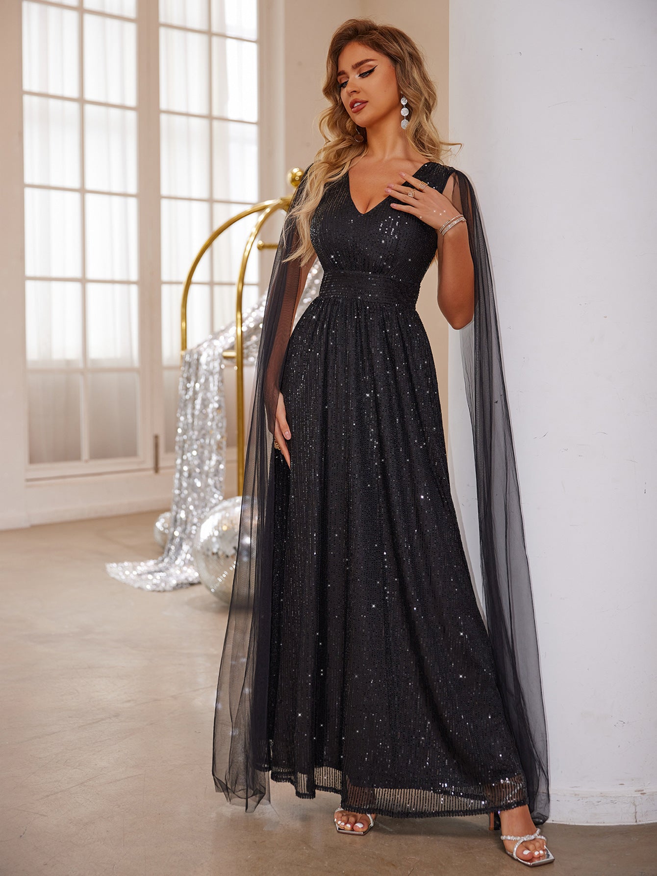 Ilarisse Elegant Evening Dress