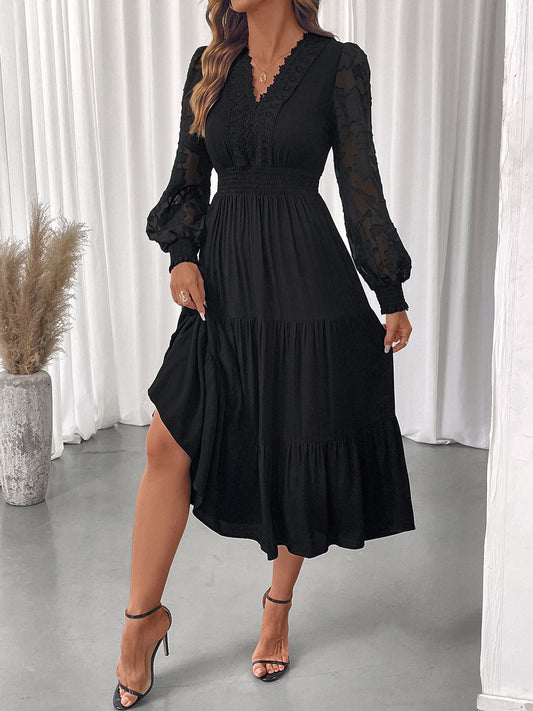 Elarienne V Lace Dress
