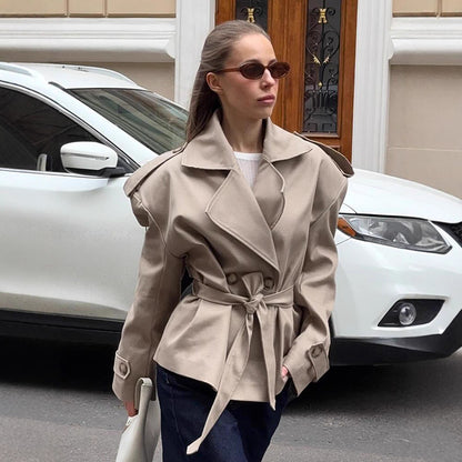 Solin Elegant Trimming Coat