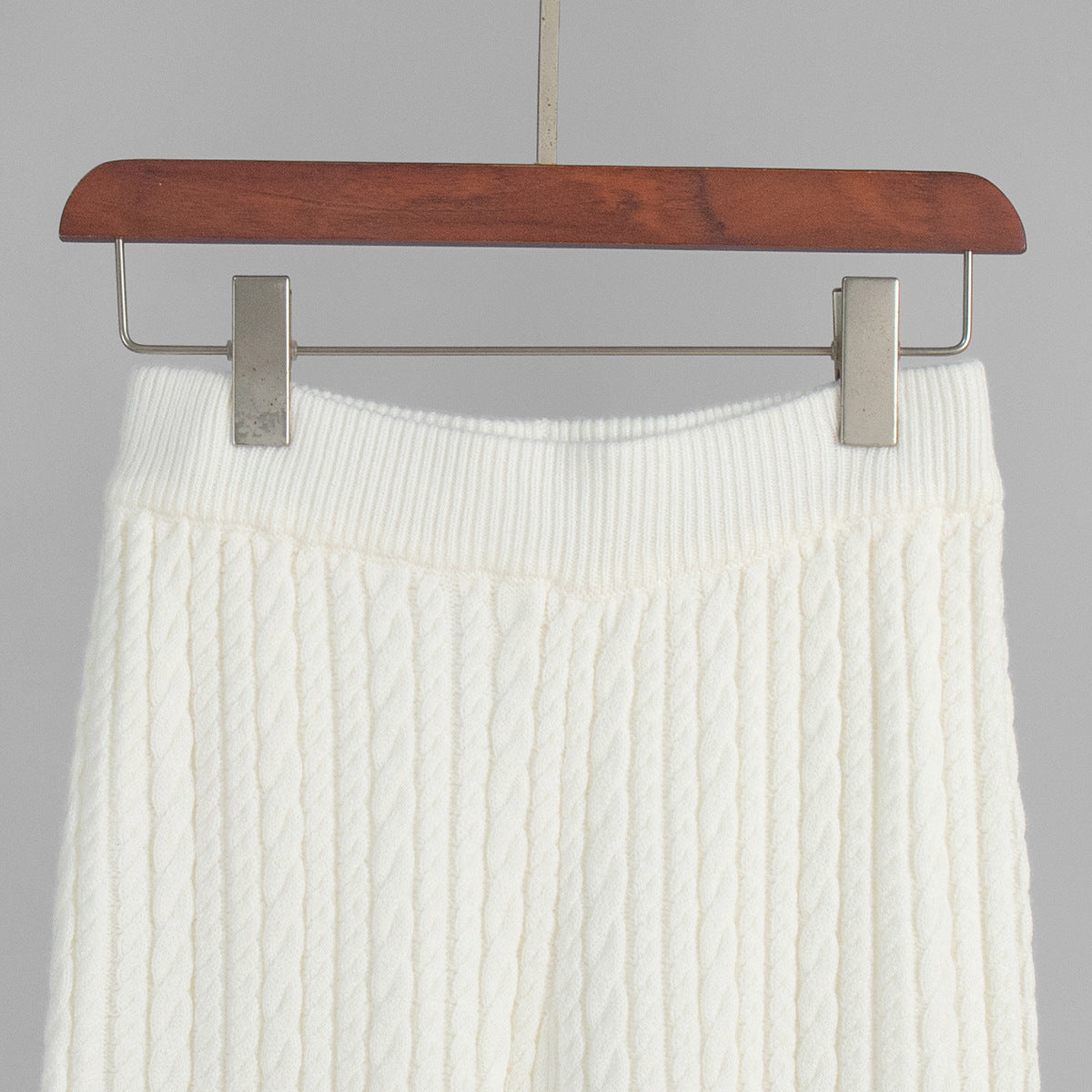 Isen Soft Knit Pullover Sweater & Trousers Set