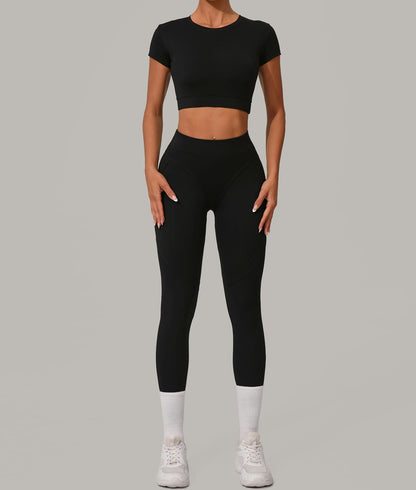 Iselda Workout Outfit