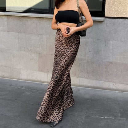 Rosamée Leopard Print Skirt